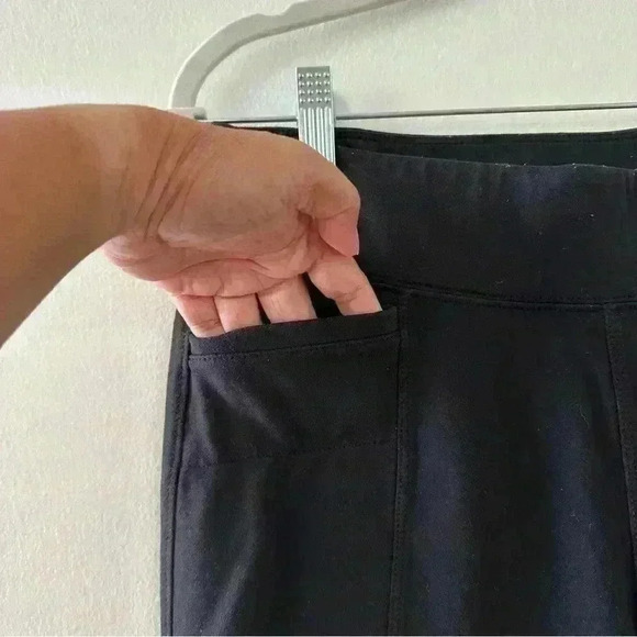 Athleta Tech Stretch Metro Classic Straight Leg Pants Womens Size Medium Black - Picture 7 of 13